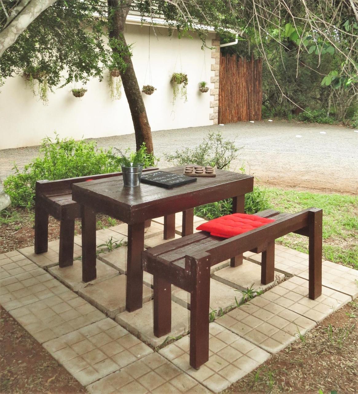 Umkhumbi Lodge Hluhluwe Luaran gambar