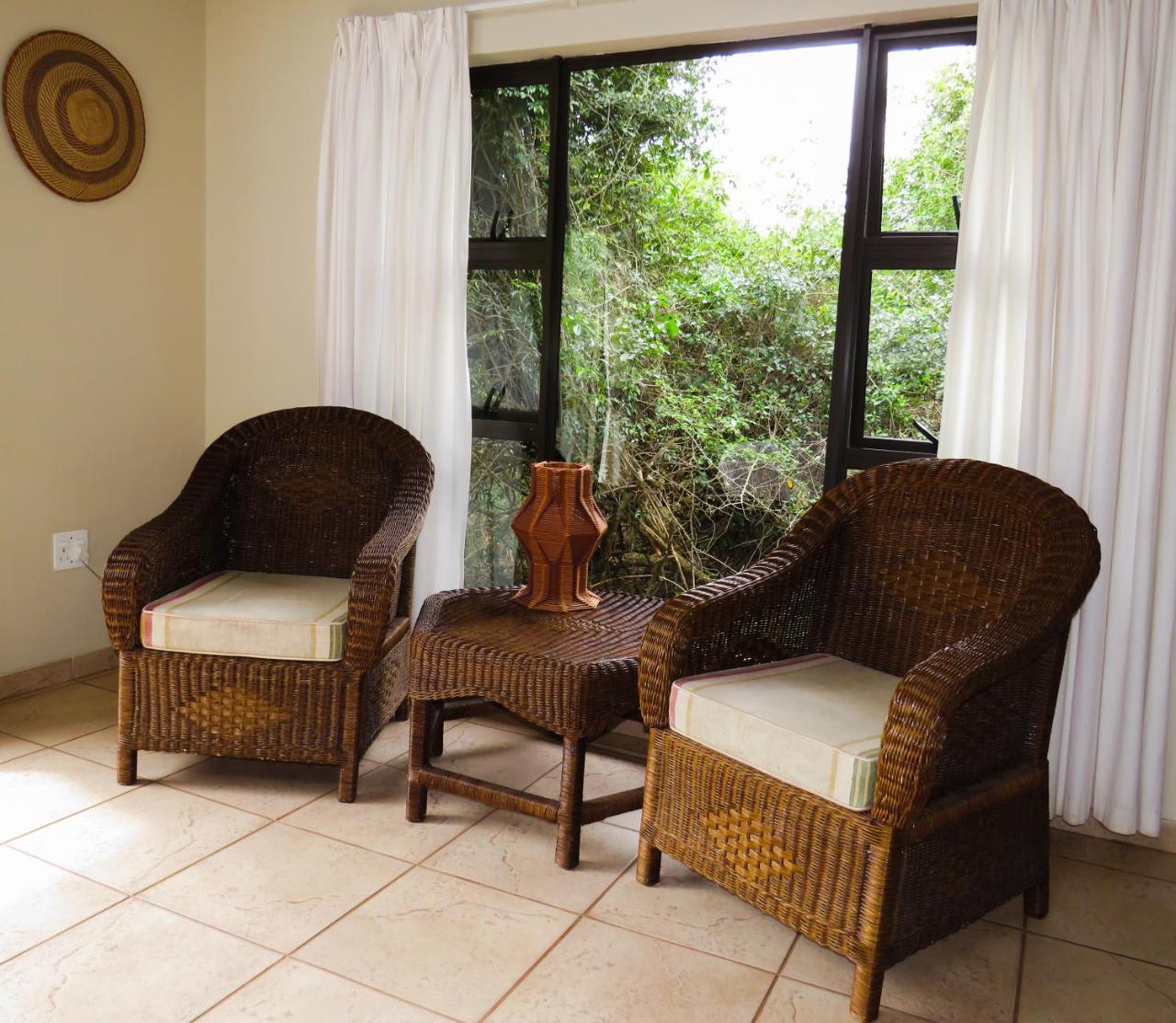 Umkhumbi Lodge Hluhluwe Luaran gambar