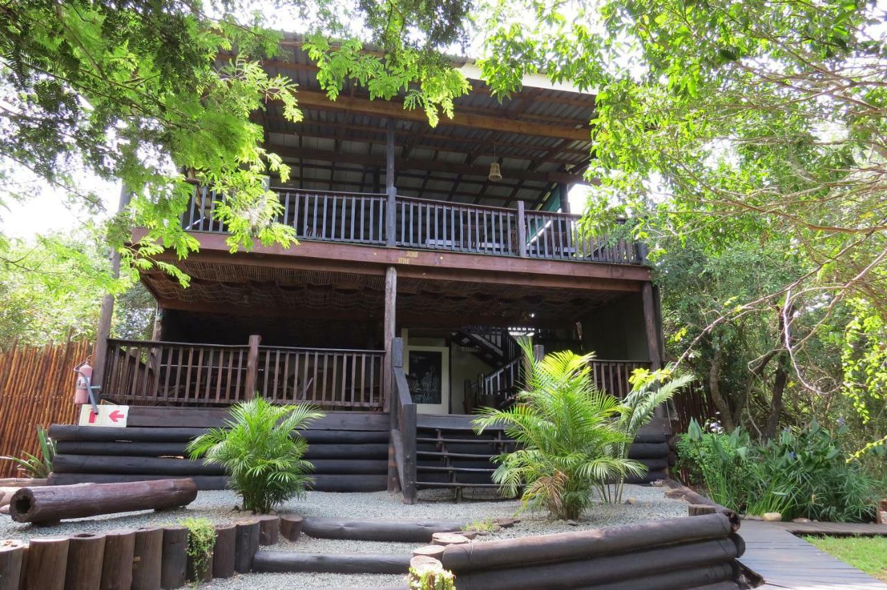 Umkhumbi Lodge Hluhluwe Luaran gambar